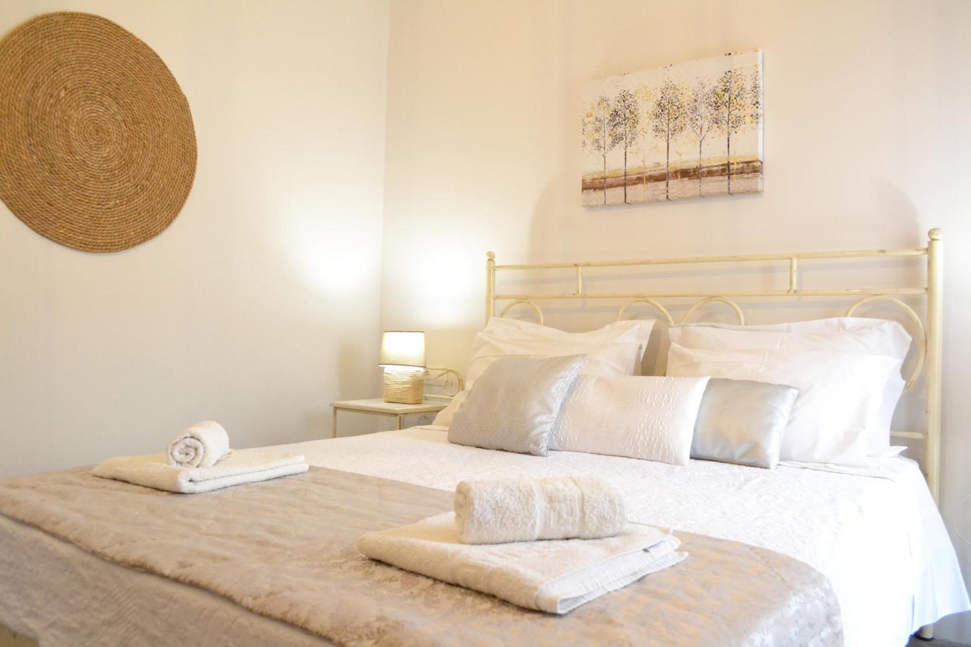 Ariadne & Theseus Apartments Naxos City Экстерьер фото