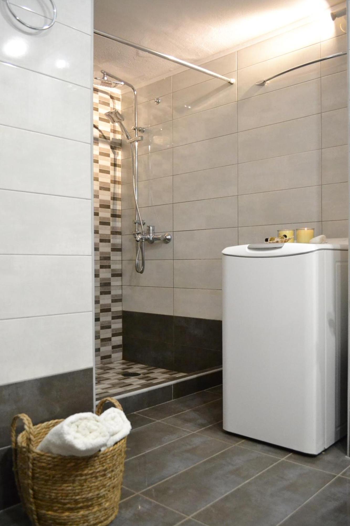 Ariadne & Theseus Apartments Naxos City Экстерьер фото