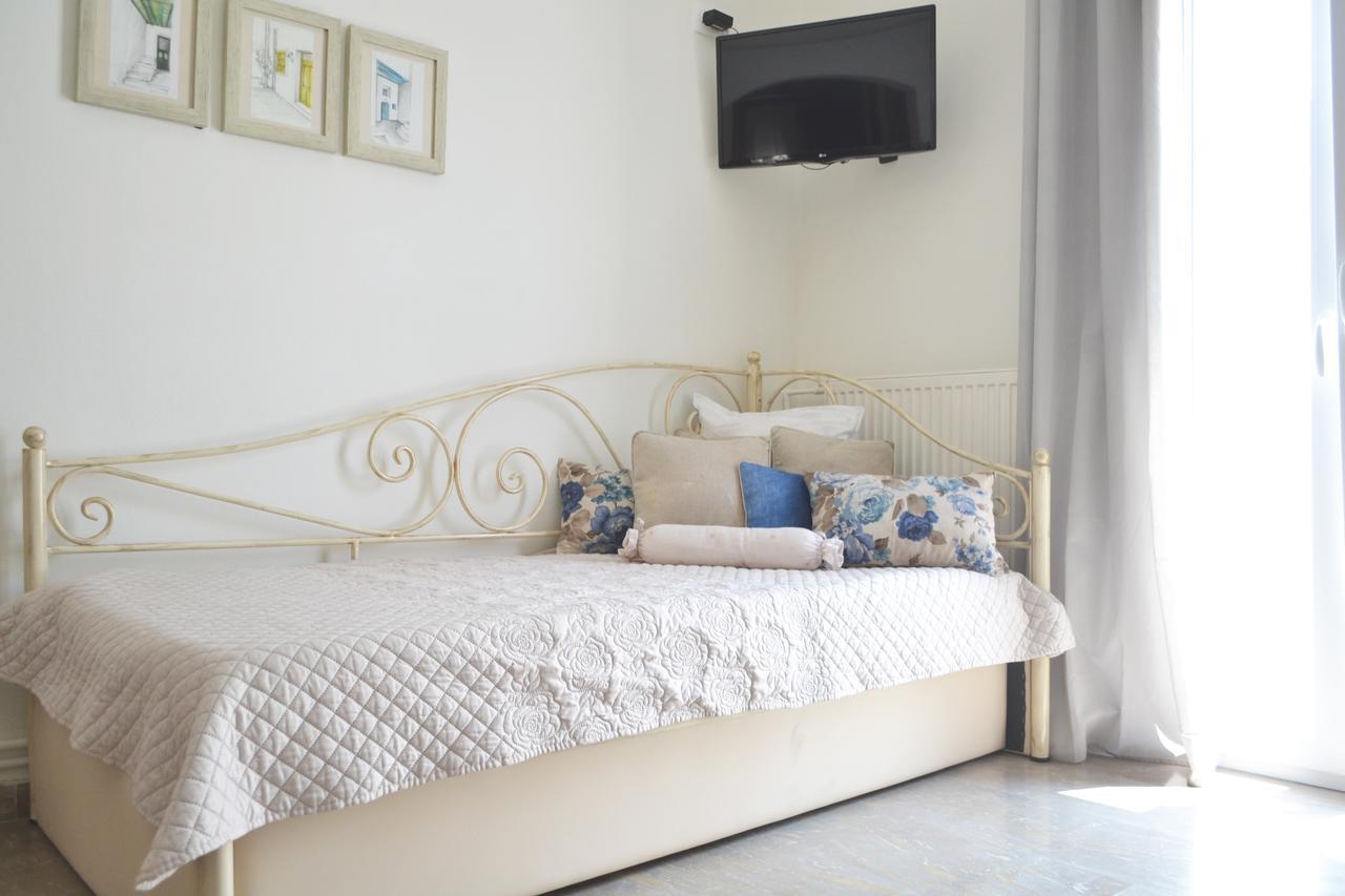 Ariadne & Theseus Apartments Naxos City Экстерьер фото